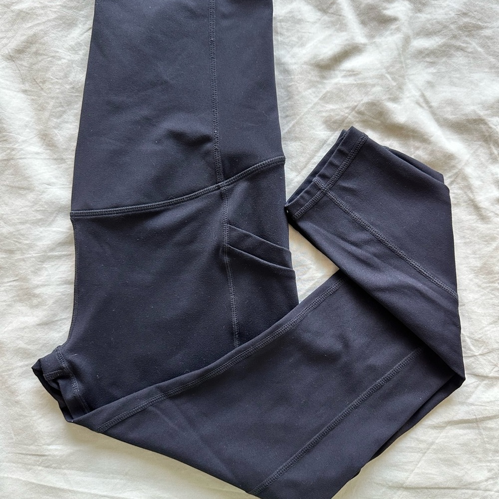 Fabletics Women’s Maternity Black 7/8 leggings